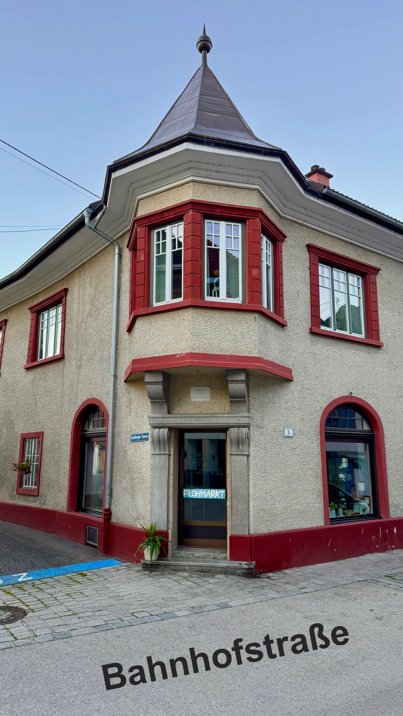 2_FullSizeRender-15_Street