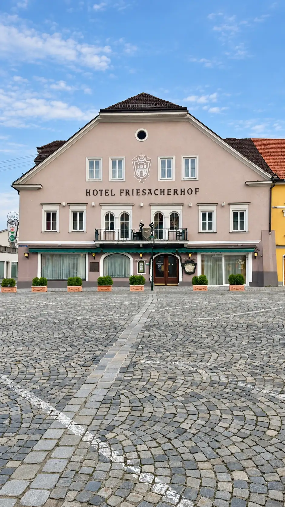 Fassade zum Hauptplatz