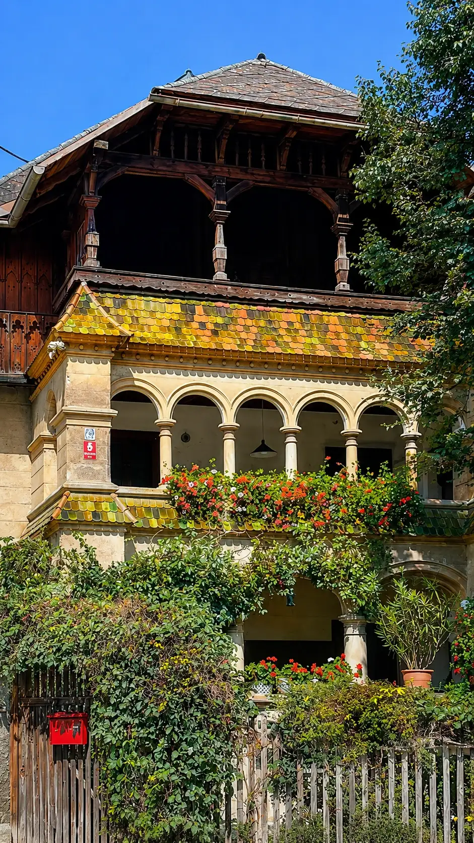 TG4_Villa Wünschmann_Closeup2_IMG_3626_edited_improved