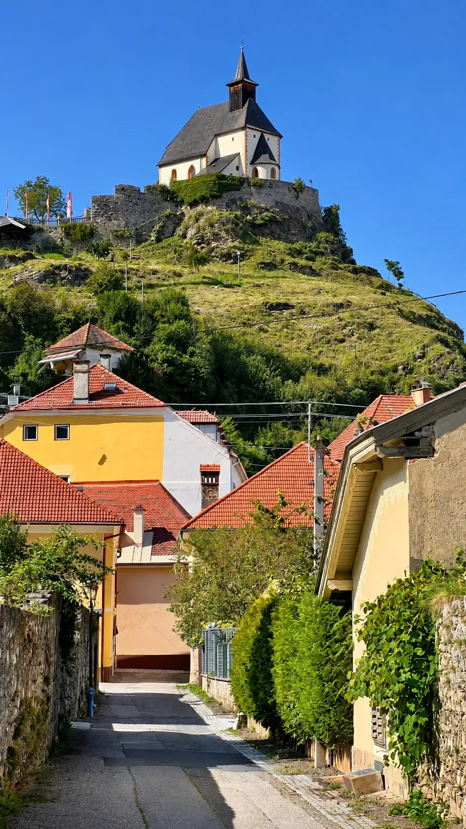 Petersberg church viewed from Lange Gasse